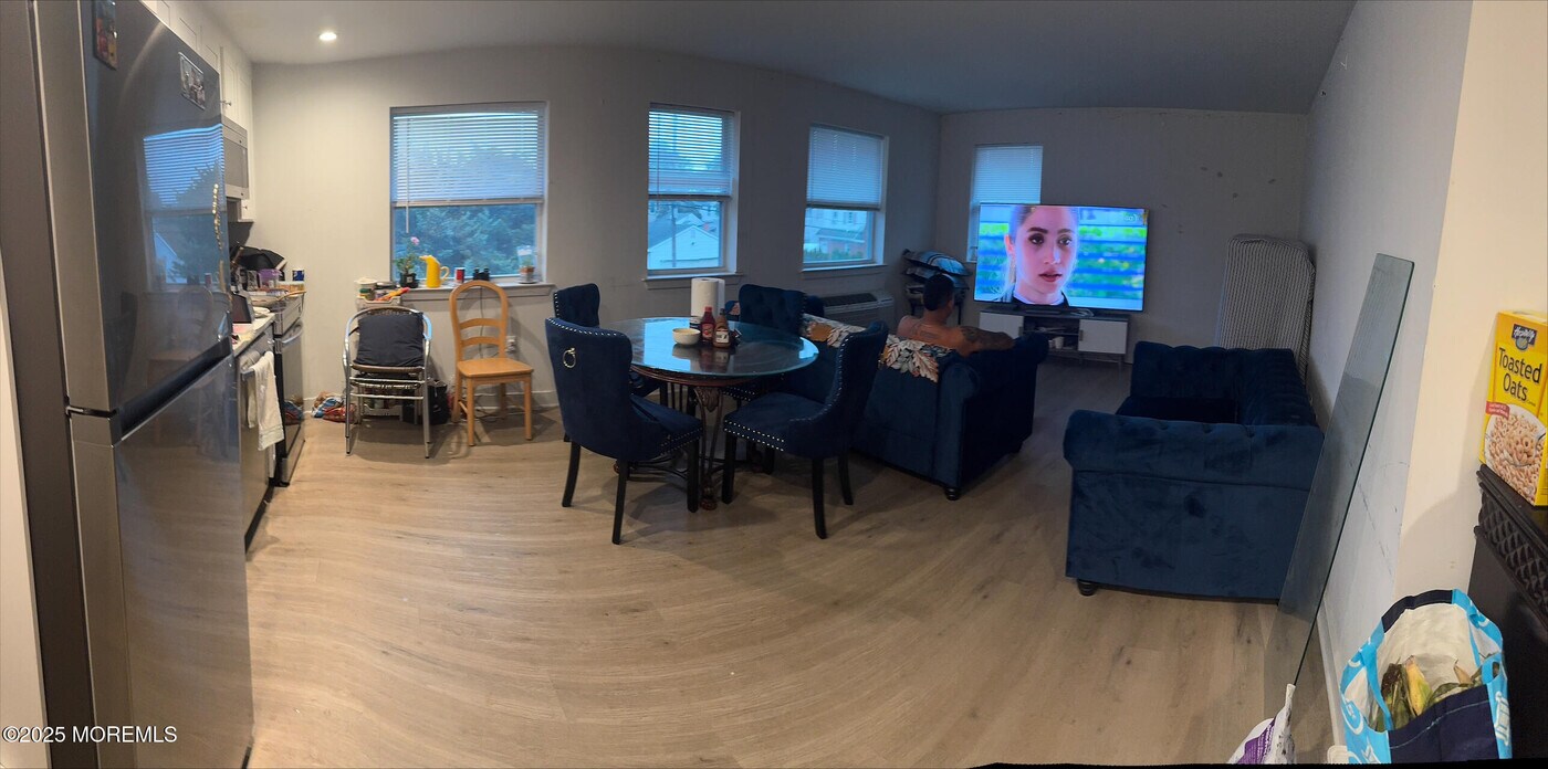 380 Division St in Long Branch, NJ - Building Photo