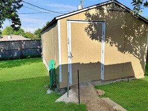 708 Crestview Dr in Kennedale, TX - Building Photo - Building Photo