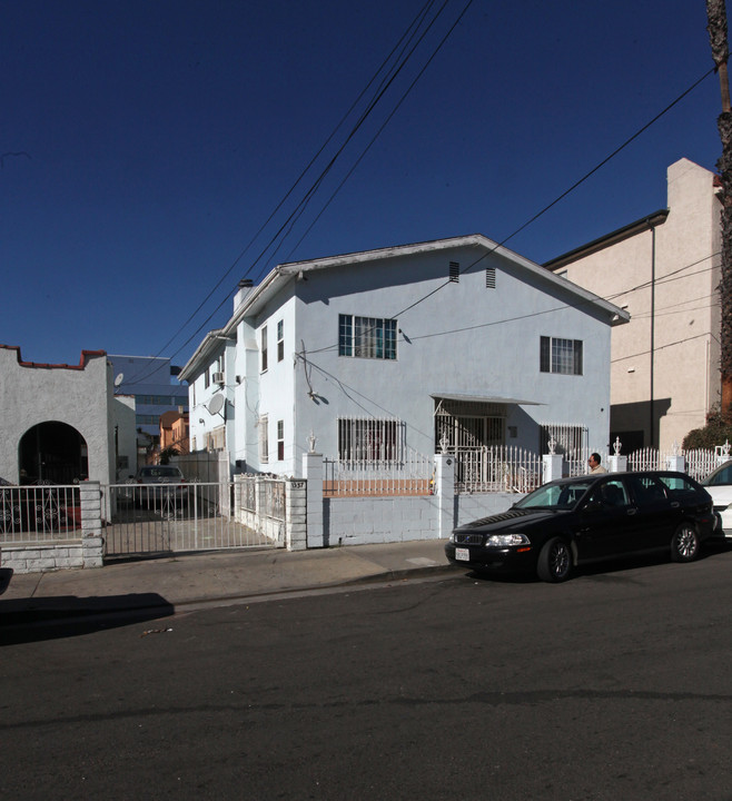 1339-1345 N New Hampshire Ave in Los Angeles, CA - Building Photo