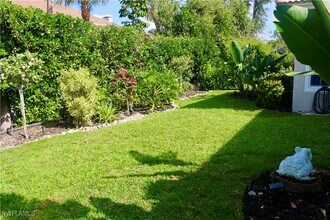 16192 Parque Ln in Naples, FL - Building Photo - Building Photo