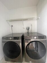 20741 NE 4th Ct in Miami, FL - Building Photo - Building Photo