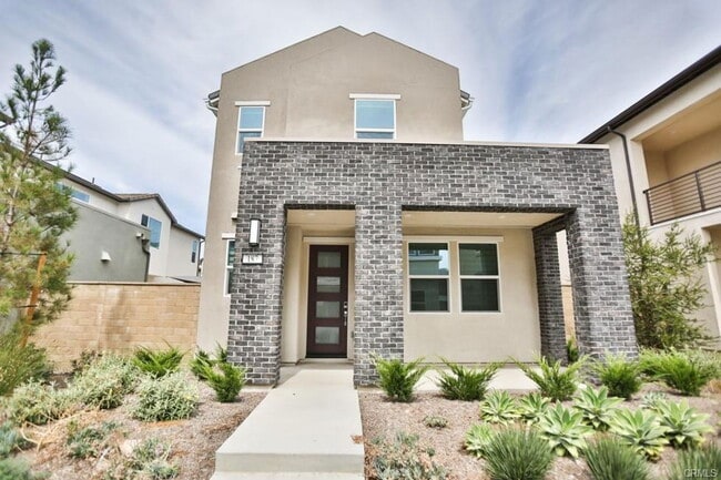 178 Junco in Irvine, CA - Building Photo - Building Photo