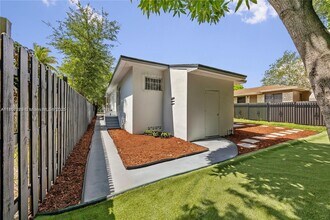 173 NW 56th St in Miami, FL - Building Photo - Building Photo