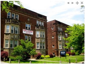 Ashwood Apartments in Cleveland, OH - Building Photo - Building Photo