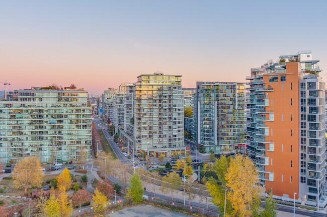 Wall Centre False Creek West in Vancouver, BC - Building Photo - Building Photo