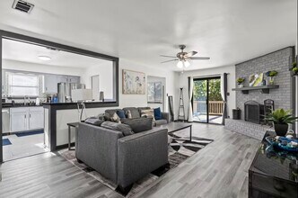 2421 Wintergreen Rd in Tallahassee, FL - Building Photo - Building Photo
