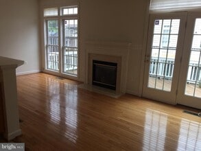 12416 Falconbridge Dr in North Potomac, MD - Building Photo - Building Photo