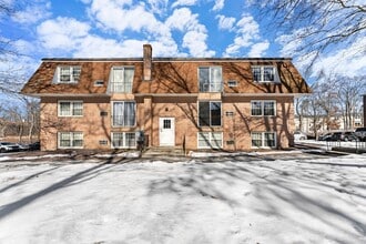 82 Boylston Ln in Lowell, MA - Building Photo - Building Photo