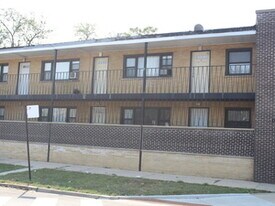 7642 S Exchange Ave in Chicago, IL - Building Photo
