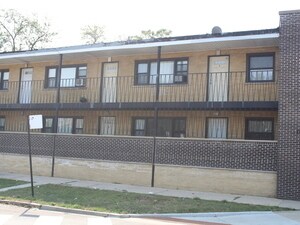 7642 S Exchange Ave in Chicago, IL - Building Photo