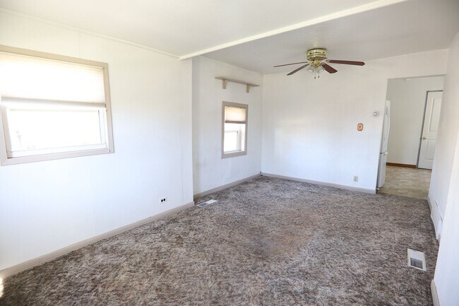 441 E 3rd St in Sheridan, WY - Foto de edificio - Building Photo