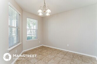 419 Eastern Phoebe in San Antonio, TX - Foto de edificio - Building Photo