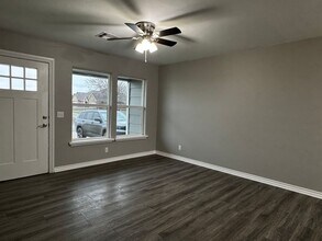 110 K St in Elgin, OK - Building Photo - Building Photo