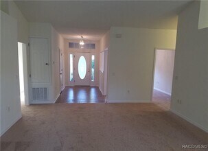 12 Bellis Ct in Homosassa, FL - Building Photo - Building Photo
