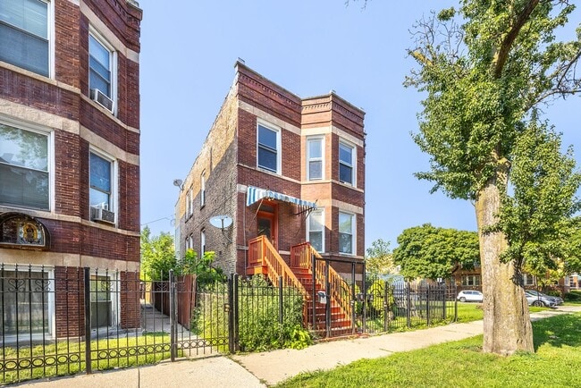 4104 W 24th Pl in Chicago, IL - Building Photo - Building Photo