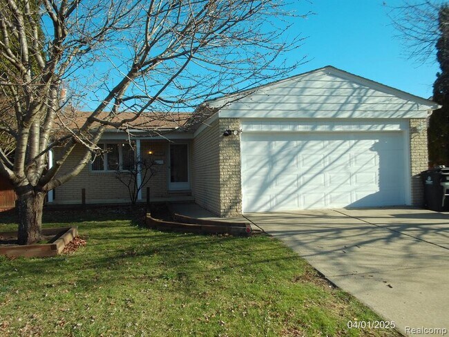property at 34044 Tonquish Trail