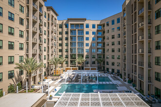 The Westcott in Houston, TX - Building Photo - Building Photo