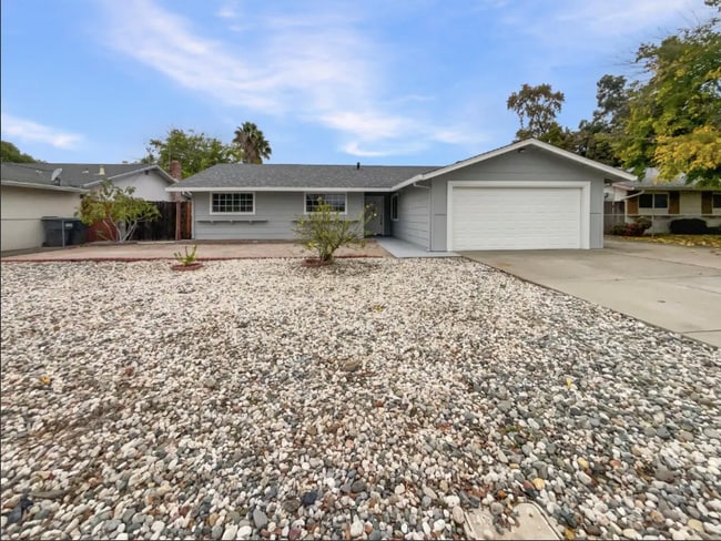 property at 5921 Hillsdale Blvd