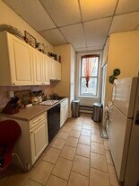 217 10th St in Hoboken, NJ - Building Photo