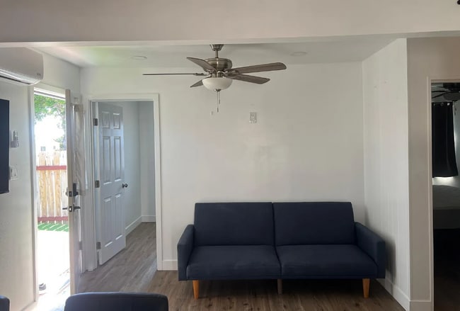 3564 Clairemont Mesa Blvd in San Diego, CA - Building Photo - Building Photo