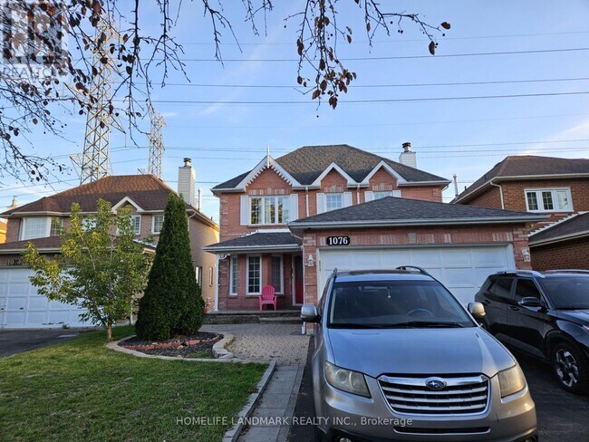 1076 Wildrose Crescent in Pickering, ON - Building Photo - Building Photo