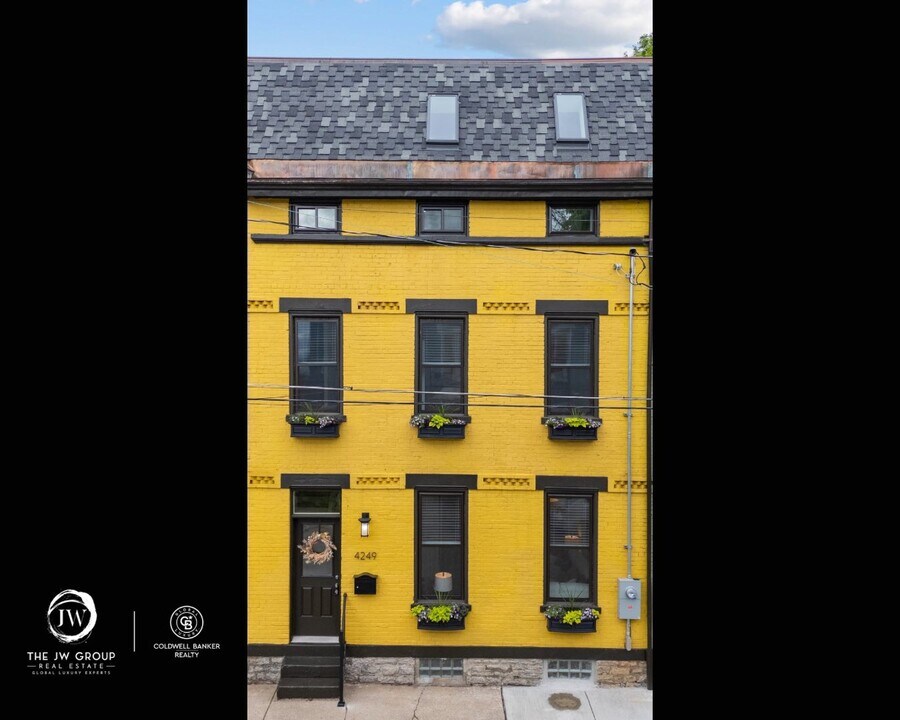 4249 Chambers St in Cincinnati, OH - Building Photo