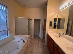 4218 W Avenida Del Rey in Phoenix, AZ - Foto de edificio - Building Photo