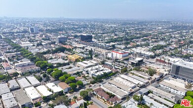 3101 Arizona Ave in Santa Monica, CA - Building Photo - Building Photo