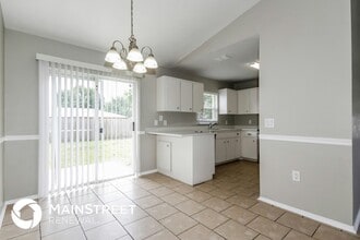 4221 Sunny Glen Dr in Lakeland, FL - Foto de edificio - Building Photo