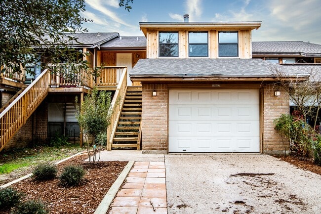 property at 1507 Wimbledon Dr