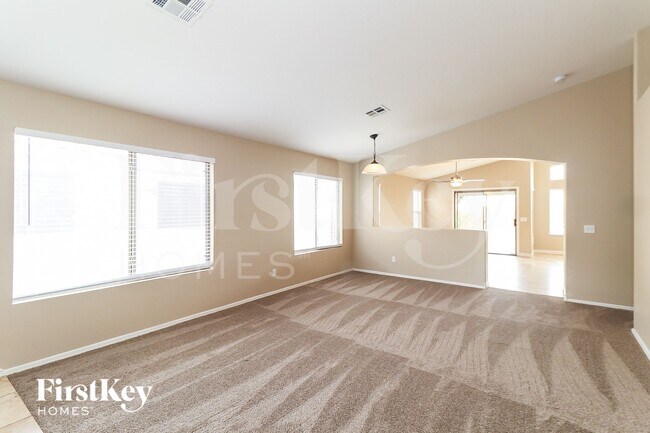 14955 W Maui Ln in Surprise, AZ - Building Photo - Building Photo