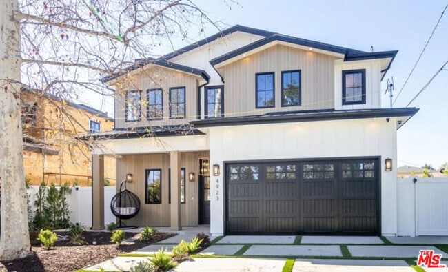 4923 Rhodes Ave in Los Angeles, CA - Building Photo - Building Photo