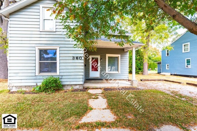 property at 360 W 9th St
