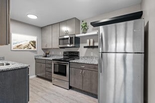 Lydia Rose Apartments in Roseville, MN - Building Photo