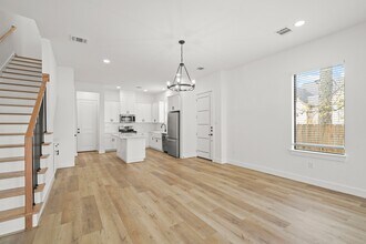 3417 Tuam St in Houston, TX - Building Photo - Building Photo