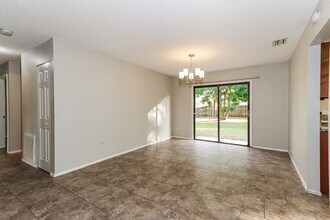 958 Albion St NW in Palm Bay, FL - Building Photo - Building Photo