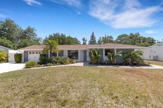 4645 Hunter Ridge Dr in Sarasota, FL - Building Photo - Building Photo