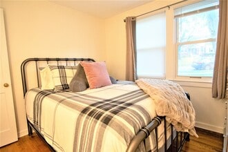 Lakeside Vista in Ithaca, NY - Foto de edificio - Building Photo