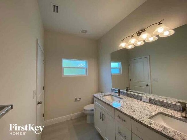 4594 Flamlau Ave in North Port, FL - Building Photo - Building Photo
