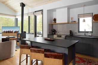 19 Lakewood Dr in Big Sky, MT - Building Photo - Building Photo