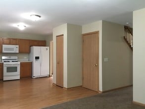 481 Pheasant Chase Dr in Bolingbrook, IL - Foto de edificio - Building Photo