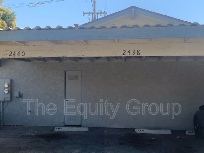 2438 W Caldwell Ave in Visalia, CA - Building Photo - Building Photo