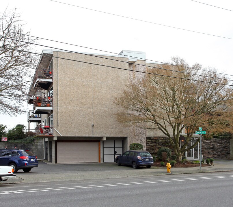 Skyline Terrace in Seattle, WA - Building Photo