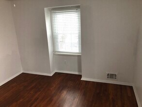 5612 Whitby Rd in Baltimore, MD - Building Photo - Building Photo