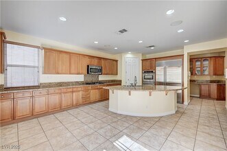 2846 Bronzino Ct in Henderson, NV - Foto de edificio - Building Photo