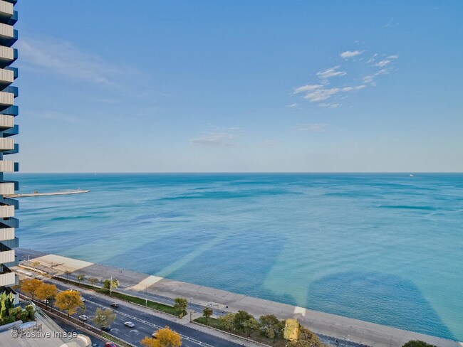 1150 N Lake Shore Dr in Chicago, IL - Building Photo - Building Photo