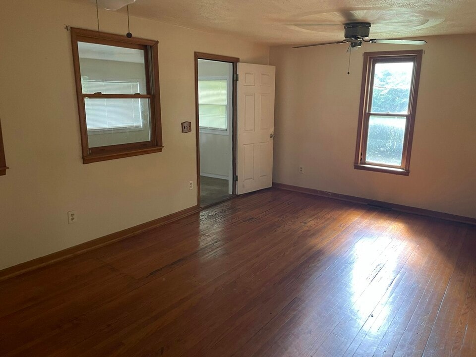 289 N Midler Ave in Syracuse, NY - Building Photo