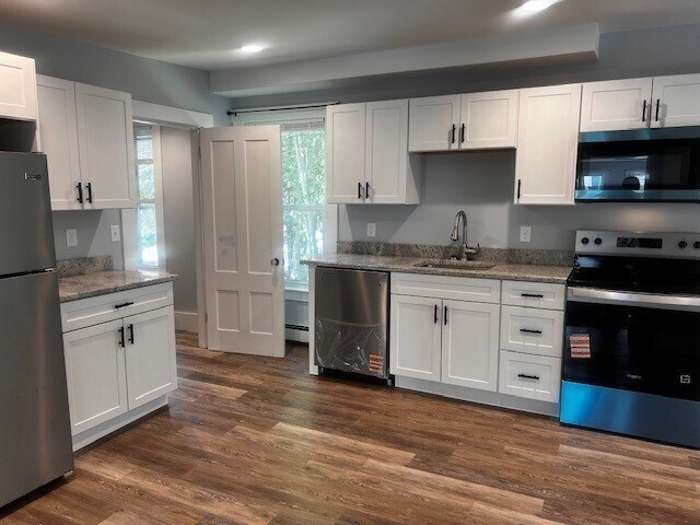 1 Madison St in Amesbury, MA - Building Photo
