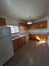 317 W 14th Ave in Oshkosh, WI - Building Photo - Building Photo