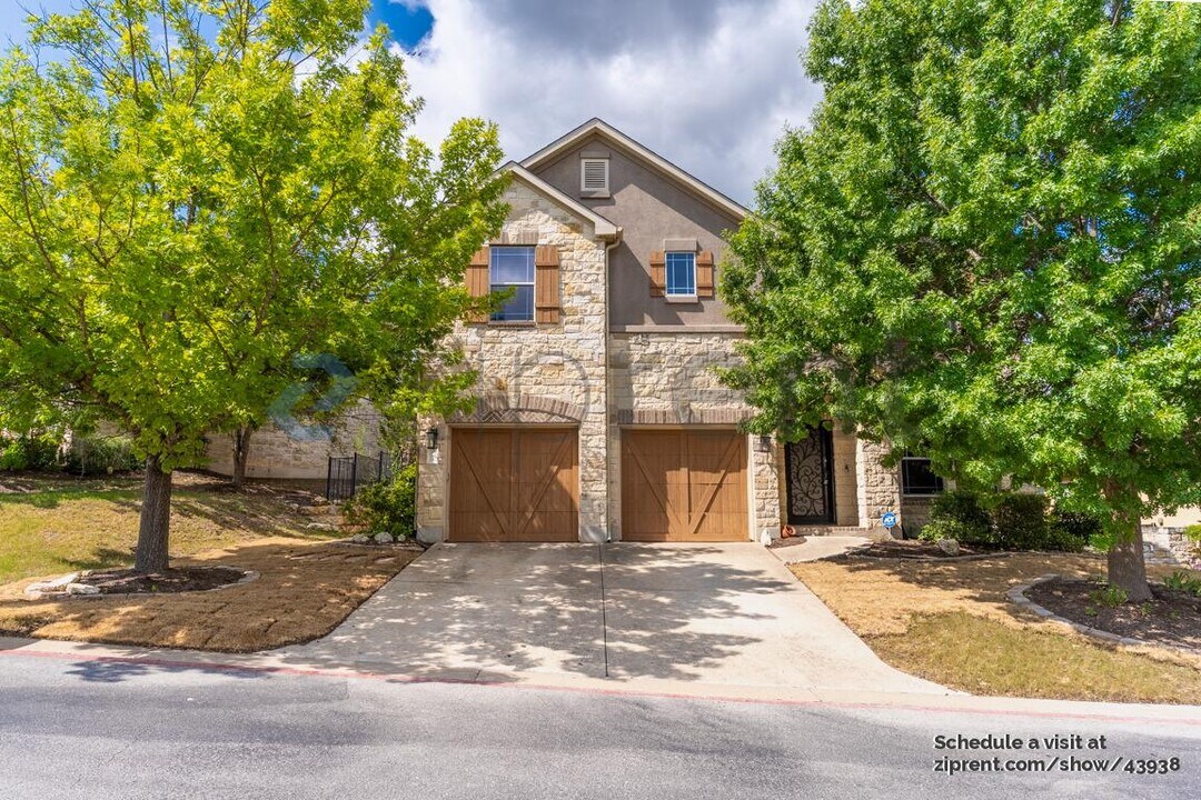27 Green Terrace Cove in Lakeway, TX - Building Photo